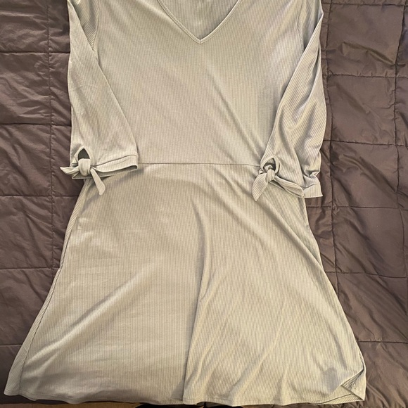 Short Dress - Picture 2 of 3